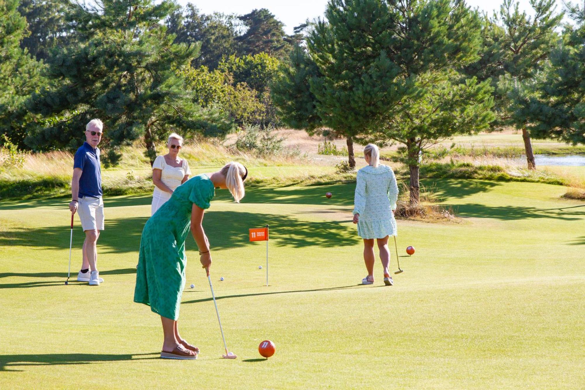 Halmstad Golfarena Stugor Exterior photo